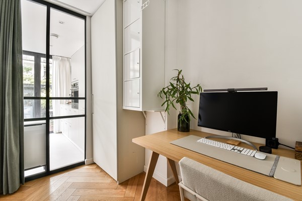 Medium property photo - Van Hogendorpstraat 154H, 1051 BX Amsterdam